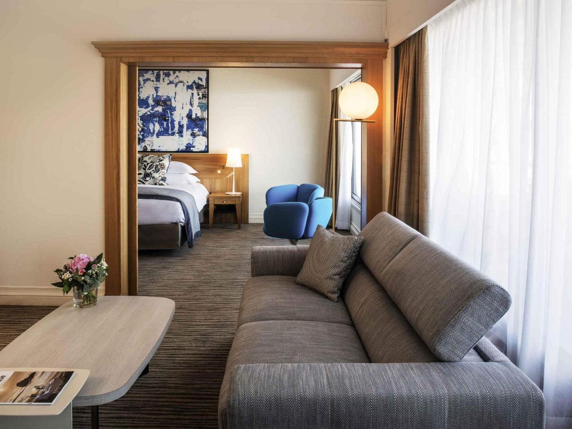 Prestige King Suite