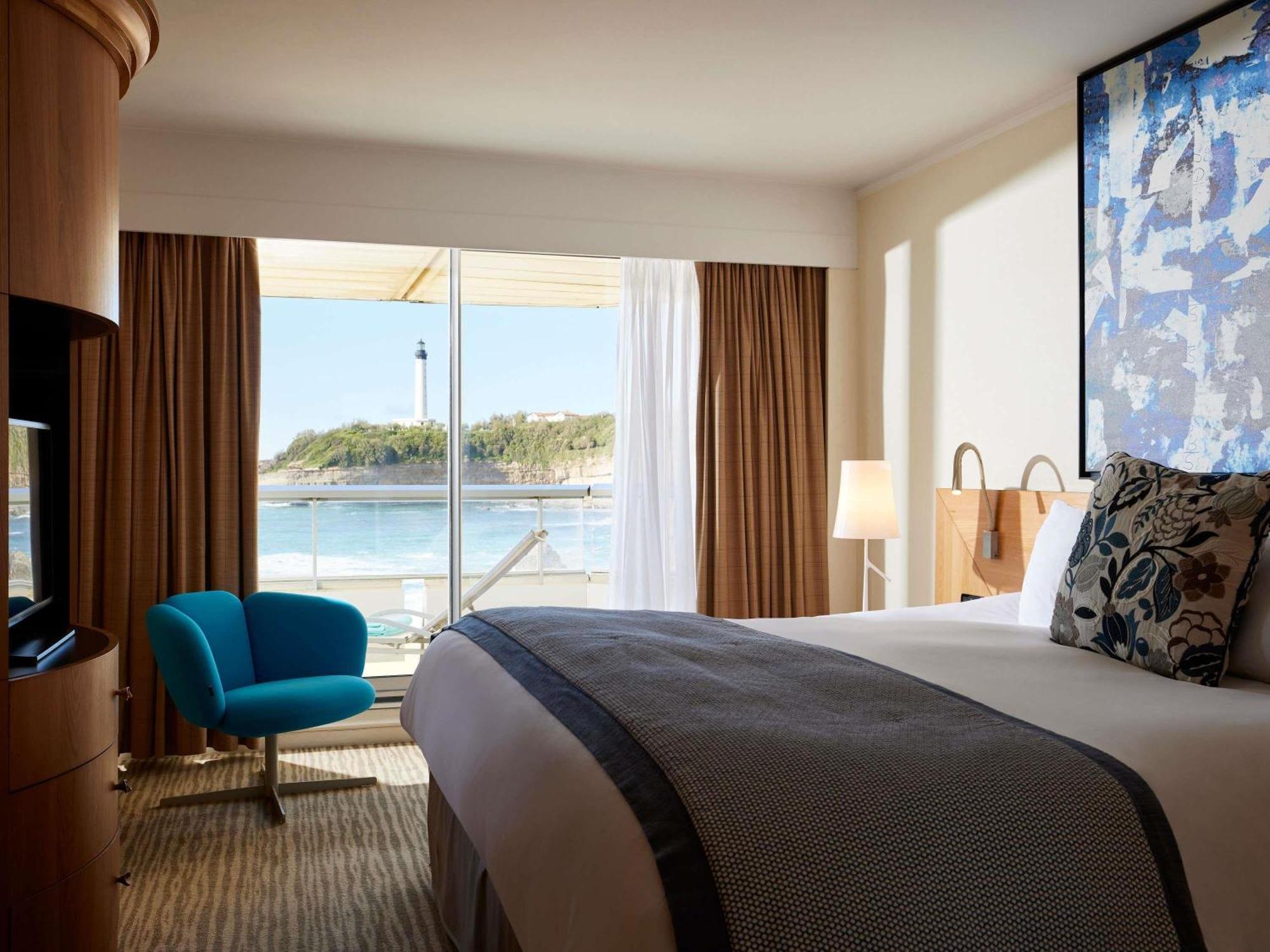 Prestige King Suite